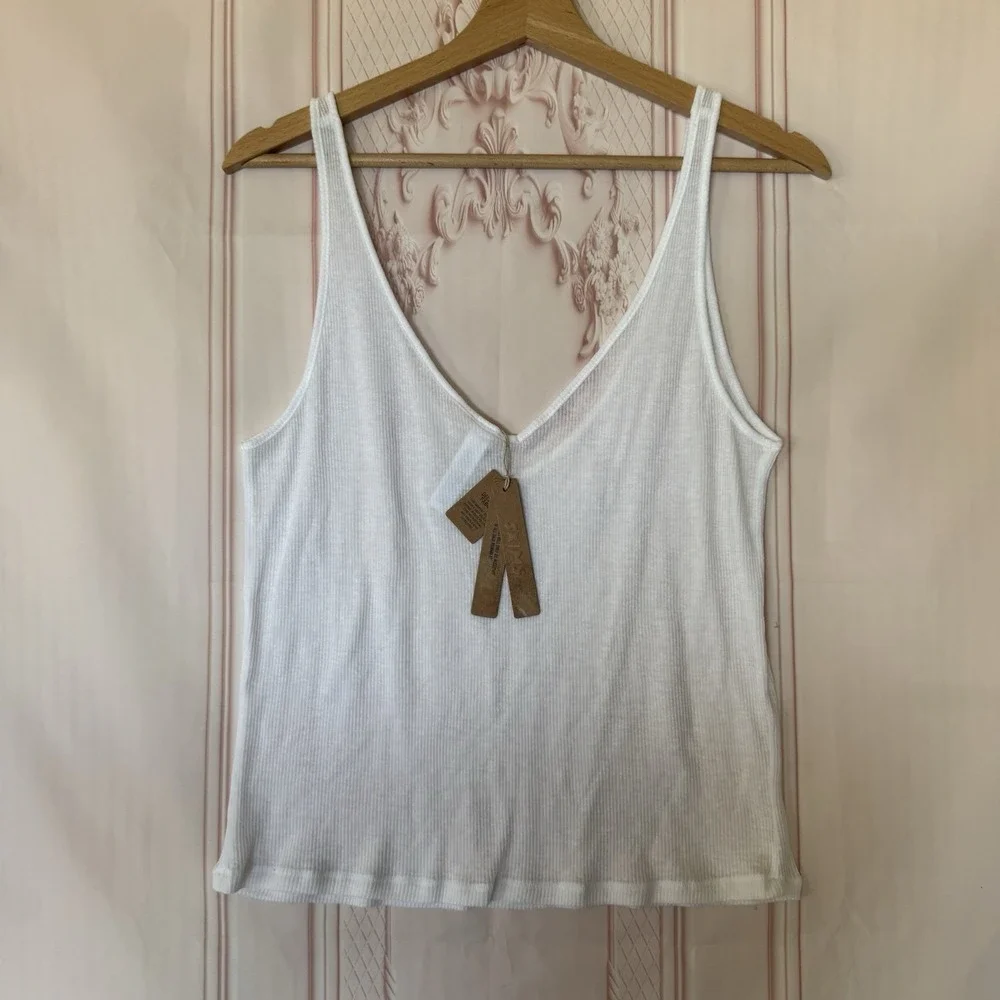 Skims Threadbare Rib V Neck Tank In Snow (White) Size Medium NWT